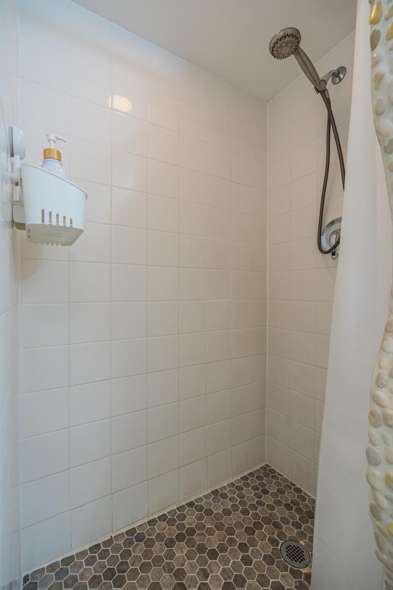 Oceanfront Oasis In Ilikai Apts Appartement
